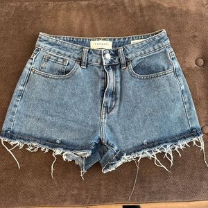 PacSun Mom Short Size 25